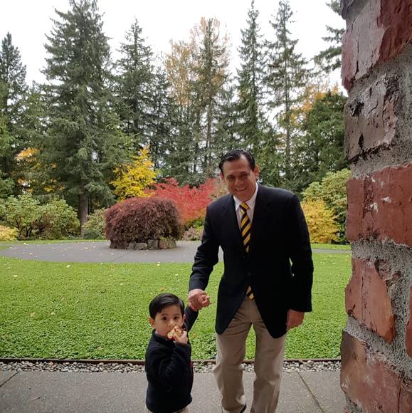 Meet your Posher, José - Picture 1 of 1